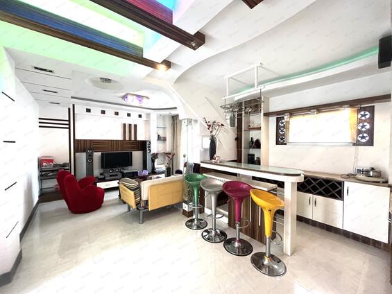 北京南北4室3厅山姆小镇4室3厅 | 268㎡ | 南 北 | 山姆小镇低楼层/共1层