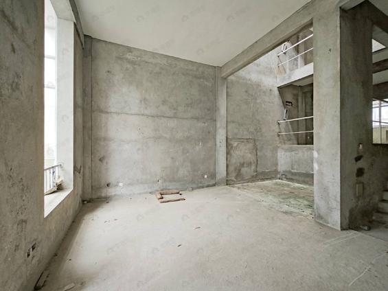 北京南北5室2厅碧水琴湾(一期)5室2厅 | 265.12㎡ | 南 北 | 碧水琴湾(一期)低楼层/共1层