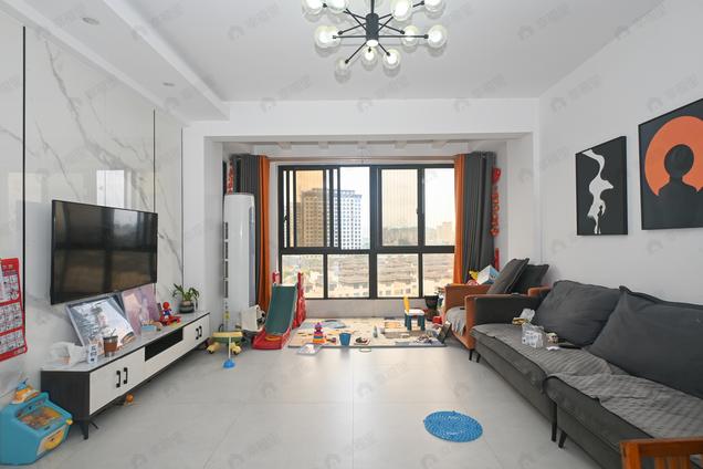 北京东南3室2厅融信第一城4期宽域3室2厅 | 101.21㎡ | 东 南 | 融信第一城4期宽域中楼层/共12层