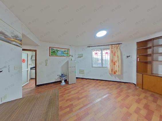 北京东南2室1厅江域蓝湾三保园2室1厅 | 78.55㎡ | 东 南 | 江域蓝湾三保园中楼层/共8层