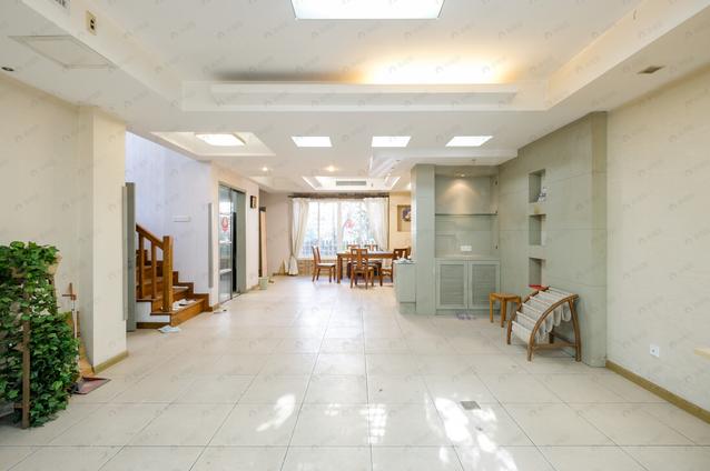 北京南北3室2厅金桥花园一期别墅3室2厅 | 168.78㎡ | 南 北 | 金桥花园一期别墅低楼层/共1层