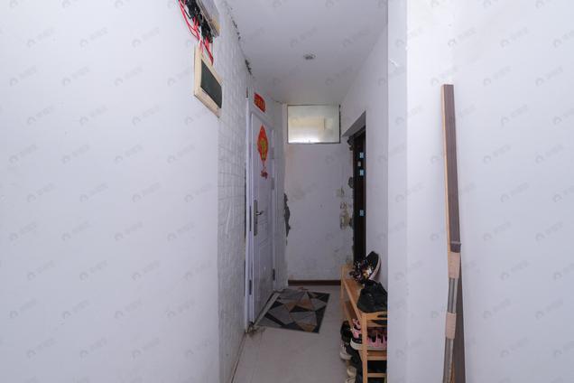 福州南西北4室2厅金辉天鹅湾4室2厅 | 127㎡ | 南 西北 | 金辉天鹅湾高楼层/共18层