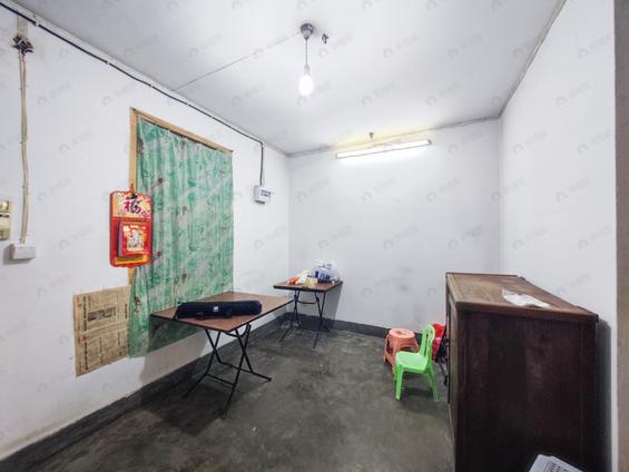 福州南北2室1厅亚峰小区2室1厅 | 60.63㎡ | 南 北 | 亚峰小区中楼层/共9层