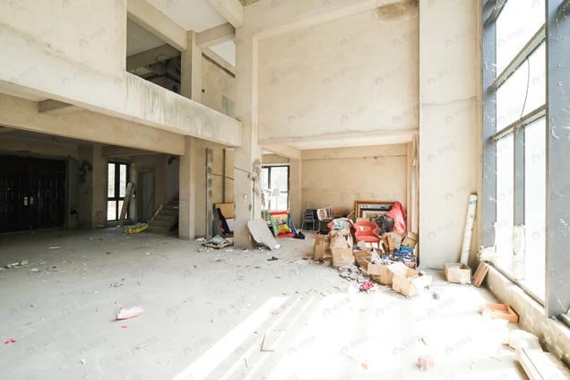 北京东南北7室4厅融晟红郡7室4厅 | 425.52㎡ | 东 南北 | 融晟红郡低楼层/共1层