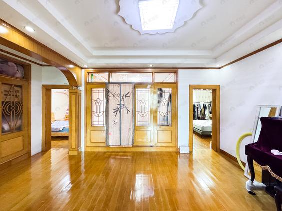 北京南北3室2厅日辉小区3室2厅 | 159㎡ | 南 北 | 日辉小区高楼层/共7层