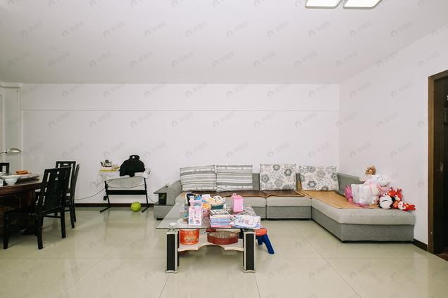 北京南北3室1厅蛇山小区3室1厅 | 117㎡ | 南 北 | 蛇山小区低楼层/共6层