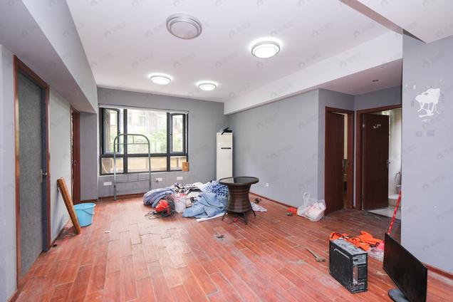 福州南北4室2厅融晟红郡4室2厅 | 117㎡ | 南 北 | 融晟红郡中楼层/共5层