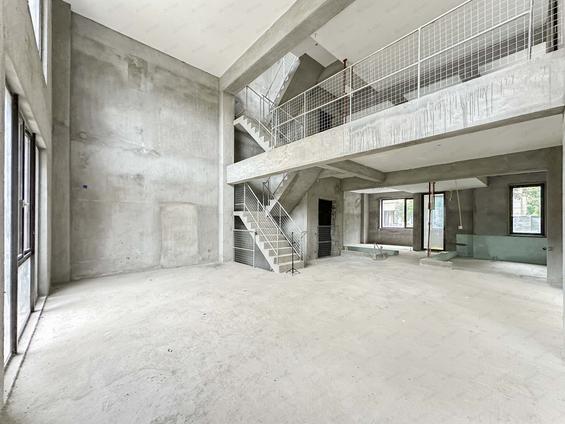 北京东5室1厅樾榕湾5室1厅 | 255㎡ | 东 | 樾榕湾低楼层/共2层