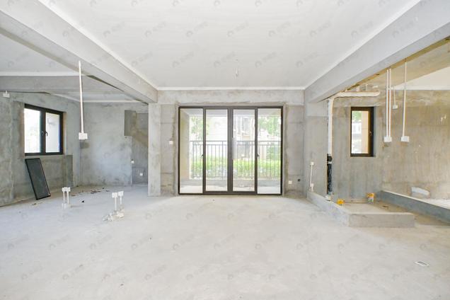 北京南北3室2厅蓝光玖榕台A区3室2厅 | 118.18㎡ | 南 北 | 蓝光玖榕台A区低楼层/共12层