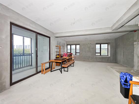 北京东南3室2厅园湖新苑3室2厅 | 90㎡ | 东 南 | 园湖新苑低楼层/共15层