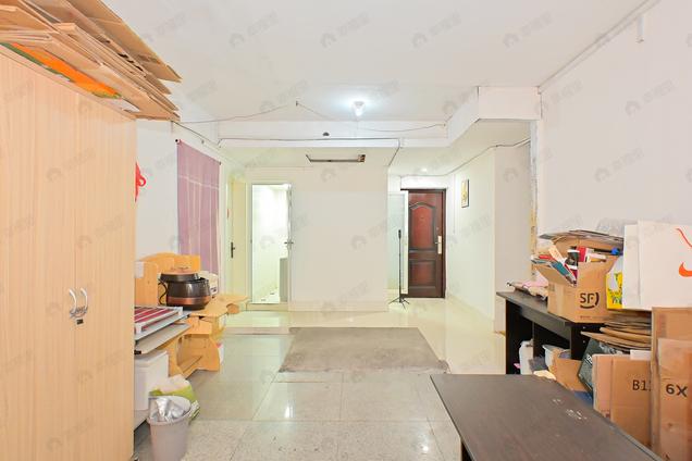 北京东南北4室2厅温泉供应公司古田路单位宿舍4室2厅 | 135.32㎡ | 东 南北 | 温泉供应公司古田路单位宿舍低楼层/共8层