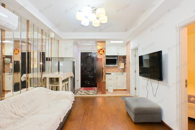 北京东1室1厅鼓楼里1室1厅 | 42.45㎡ | 东 | 鼓楼里高楼层/共8层