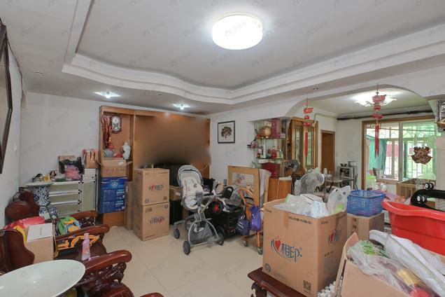 福州东南4室2厅万隆花园2期4室2厅 | 137.07㎡ | 东 南 | 万隆花园2期低楼层/共8层