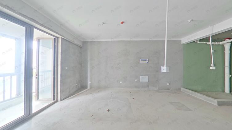 北京西南2室2厅大东海世茂天玺2室2厅 | 62㎡ | 西 南 | 大东海世茂天玺低楼层/共24层