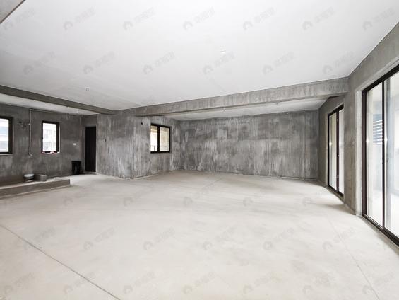 北京西南4室2厅园湖新苑4室2厅 | 135㎡ | 西 南 | 园湖新苑中楼层/共15层