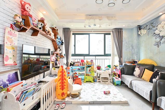 北京南北3室2厅名城国际3室2厅 | 102.2㎡ | 南 北 | 名城国际低楼层/共32层