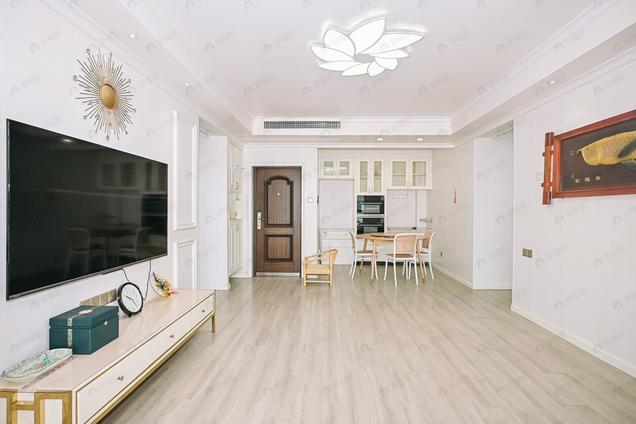 北京东南3室2厅建发领第三区国宾府3室2厅 | 111㎡ | 东 南 | 建发领第三区国宾府高楼层/共38层