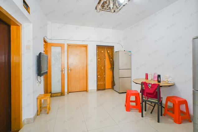 北京南3室1厅亚峰新区3室1厅 | 85㎡ | 南 | 亚峰新区高楼层/共7层