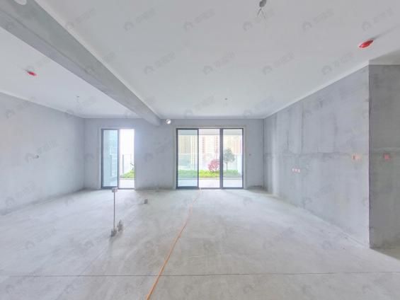 福州南北4室2厅中建元亨府4室2厅 | 149.2㎡ | 南 北 | 中建元亨府低楼层/共32层