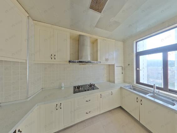 北京南西北5室2厅福建联通花园5室2厅 | 225㎡ | 南 西北 | 福建联通花园中楼层/共18层