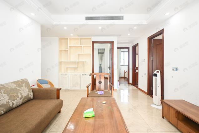 北京东3室2厅新榕金城湾3室2厅 | 117㎡ | 东 | 新榕金城湾中楼层/共32层