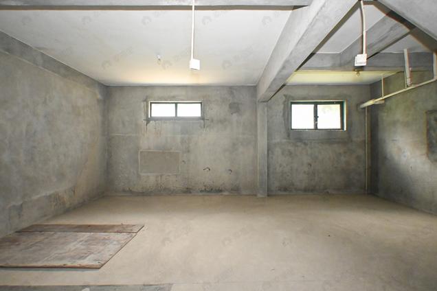 福州东南6室3厅兰庭西江月6室3厅 | 423㎡ | 东 南 | 兰庭西江月低楼层/共1层