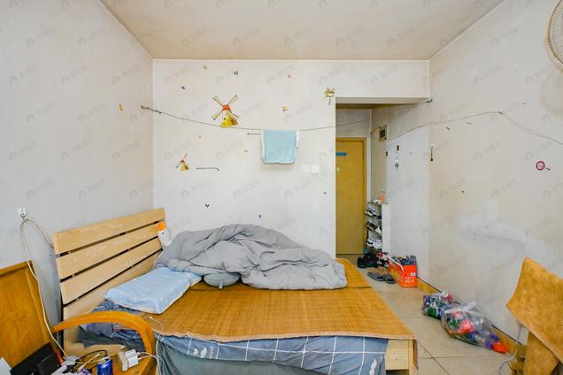 北京西南1室1厅华庆花园1室1厅 | 30.41㎡ | 西 南 | 华庆花园高楼层/共6层