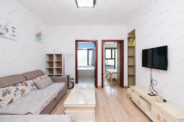 北京东2室1厅泰禾红树林D区2室1厅 | 63.05㎡ | 东 | 泰禾红树林D区低楼层/共30层