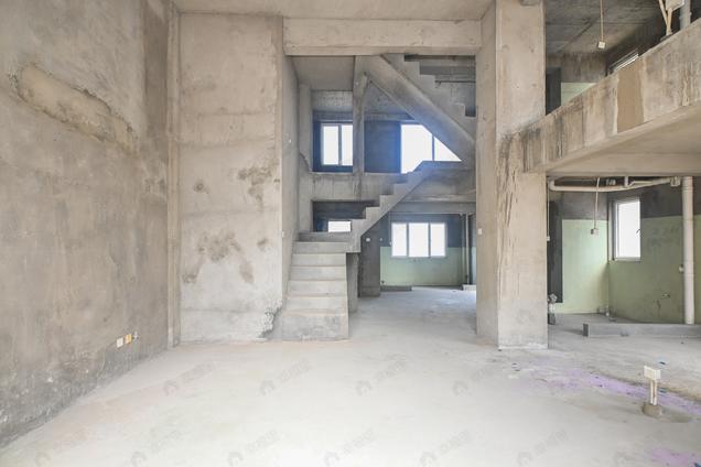 北京东南5室2厅香江红海园1期5室2厅 | 178.88㎡ | 东 南 | 香江红海园1期高楼层/共7层