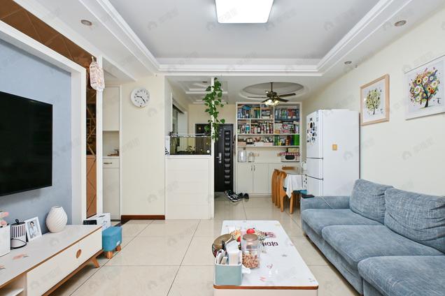 北京东南3室2厅名城国际3室2厅 | 93㎡ | 东 南 | 名城国际中楼层/共17层