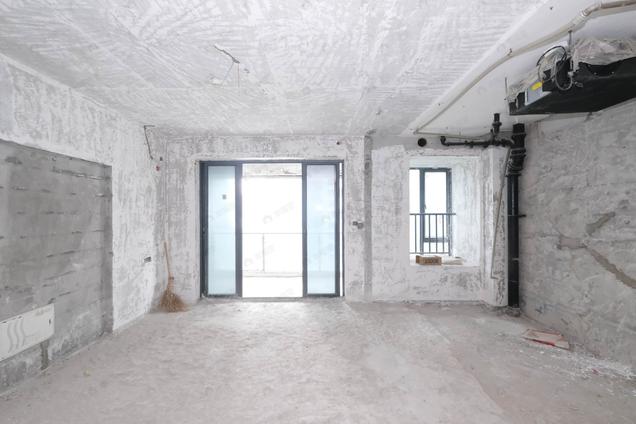 北京东南北4室2厅世欧王庄A区4室2厅 | 141.5㎡ | 东 南北 | 世欧王庄A区低楼层/共47层