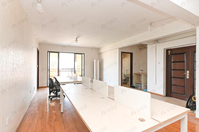 福州南北4室2厅好第坊4室2厅 | 145㎡ | 南 北 | 好第坊高楼层/共13层