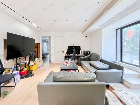 北京南4室2厅禹洲金辉里地块三4室2厅 | 117.2㎡ | 南 | 禹洲金辉里地块三低楼层/共19层