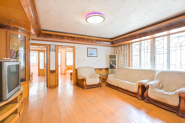 北京西南3室2厅宏裕新村3室2厅 | 112.41㎡ | 西 南 | 宏裕新村高楼层/共8层