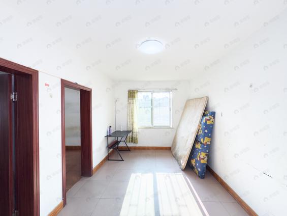 北京南西北3室2厅万隆花园2期3室2厅 | 80.79㎡ | 南 西北 | 万隆花园2期低楼层/共8层