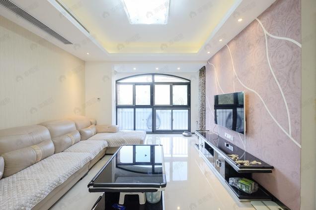 福州南北3室2厅金辉天鹅湾3室2厅 | 113.88㎡ | 南 北 | 金辉天鹅湾低楼层/共17层