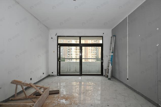 北京东南5室2厅福建联通花园5室2厅 | 180.21㎡ | 东 南 | 福建联通花园低楼层/共18层