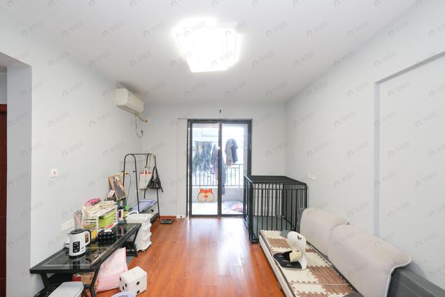 北京南2室2厅泰禾金尊府2室2厅 | 72.63㎡ | 南 | 泰禾金尊府中楼层/共33层