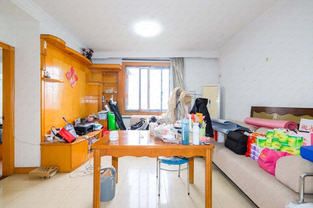 北京东2室1厅外经贸委东泰路单位宿舍2室1厅 | 62.1㎡ | 东 | 外经贸委东泰路单位宿舍高楼层/共7层