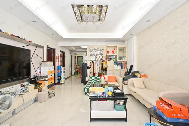 北京南西北3室2厅中天金海岸三期金爵苑大溪地3室2厅 | 121.14㎡ | 南 西北 | 中天金海岸三期金爵苑大溪地低楼层/共10层