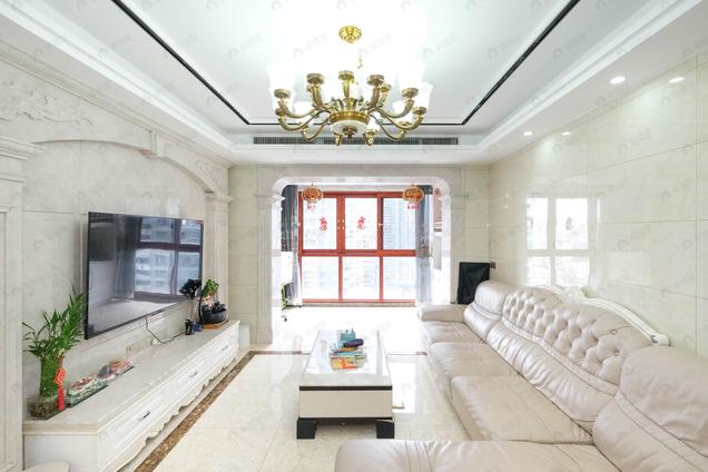 北京南西北4室2厅世欧王庄A区4室2厅 | 141㎡ | 南 西北 | 世欧王庄A区中楼层/共47层