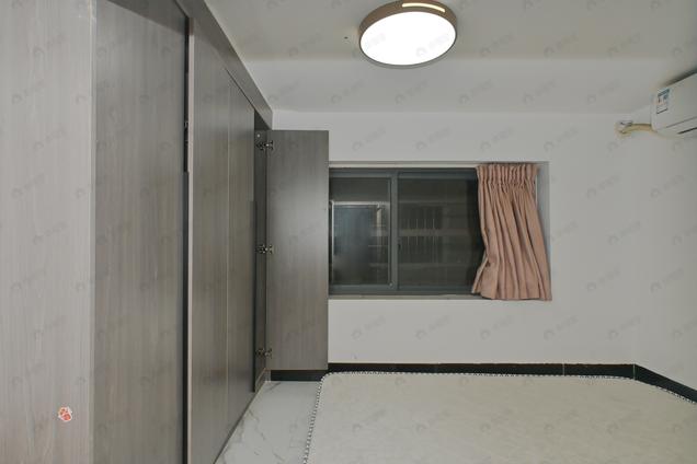 北京东3室1厅保利中庚首开乌山九巷SOHO3室1厅 | 25.7㎡ | 东 | 保利中庚首开乌山九巷SOHO中楼层/共20层