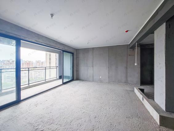 北京东4室2厅保利云上4室2厅 | 114㎡ | 东 | 保利云上中楼层/共27层