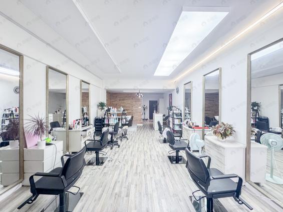 北京南2室1厅冠亚广场2室1厅 | 76.85㎡ | 南 | 冠亚广场中楼层/共4层