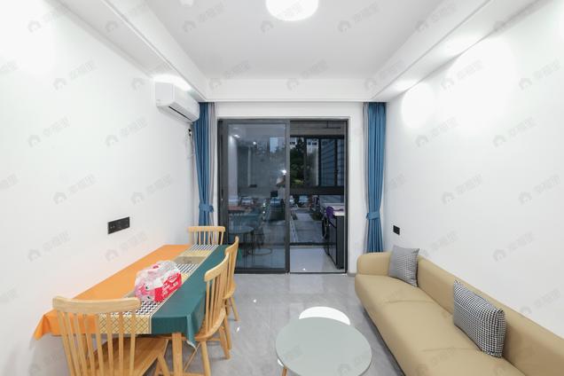 北京南3室2厅中建岳前雅居3室2厅 | 92.42㎡ | 南 | 中建岳前雅居低楼层/共26层