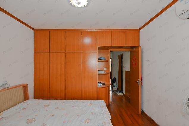 北京南北2室1厅蓝建公司杨桥中路单位宿舍2室1厅 | 57㎡ | 南 北 | 蓝建公司杨桥中路单位宿舍高楼层/共8层