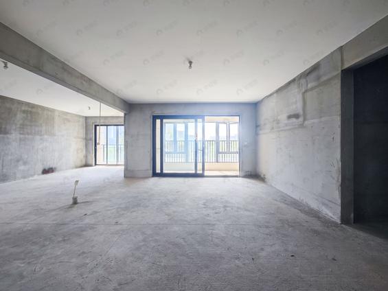 北京东南北4室2厅中庚香开长龙4室2厅 | 162㎡ | 东 南北 | 中庚香开长龙低楼层/共24层