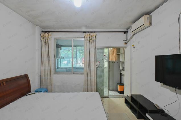 北京南1室1厅和辉花园1室1厅 | 44㎡ | 南 | 和辉花园低楼层/共7层