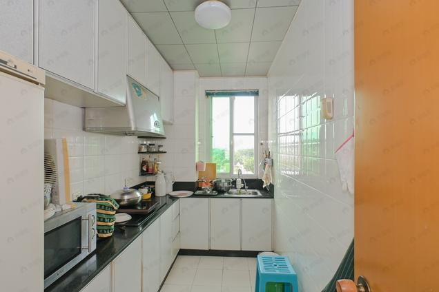 北京南北4室2厅金山碧水一期采菊苑4室2厅 | 99.31㎡ | 南 北 | 金山碧水一期采菊苑高楼层/共5层