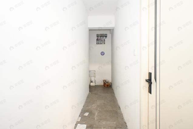 北京南6室2厅中天金海岸三期金爵苑大溪地6室2厅 | 209.11㎡ | 南 | 中天金海岸三期金爵苑大溪地低楼层/共1层